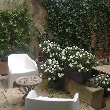 Alojamento de Acomodação e Pequeno-almoço Les De L'horloge Lectoure