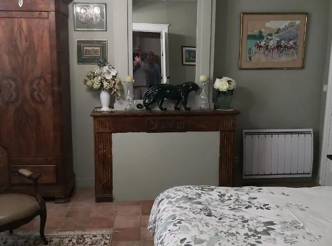 Les De L'horloge 3* Lectoure