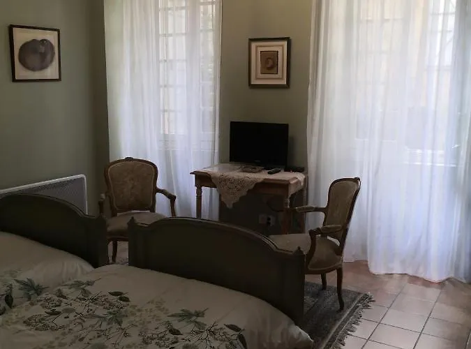 Les De L'horloge Bed and breakfast